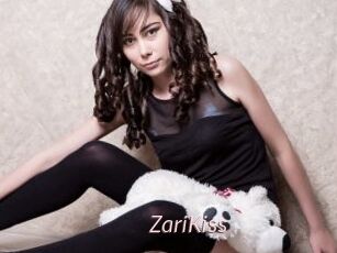 ZariKiss